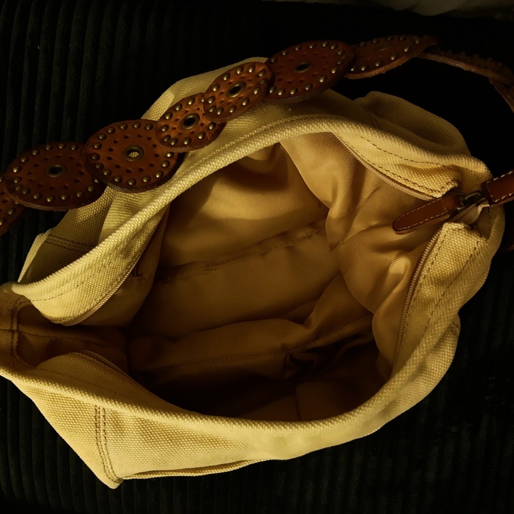 NWOT Stylish Cream Canvas Shoulder Bag With Brown Leather Handle - Picture 4 of 4